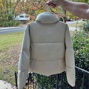 Abercrombie and finch puffer jacket